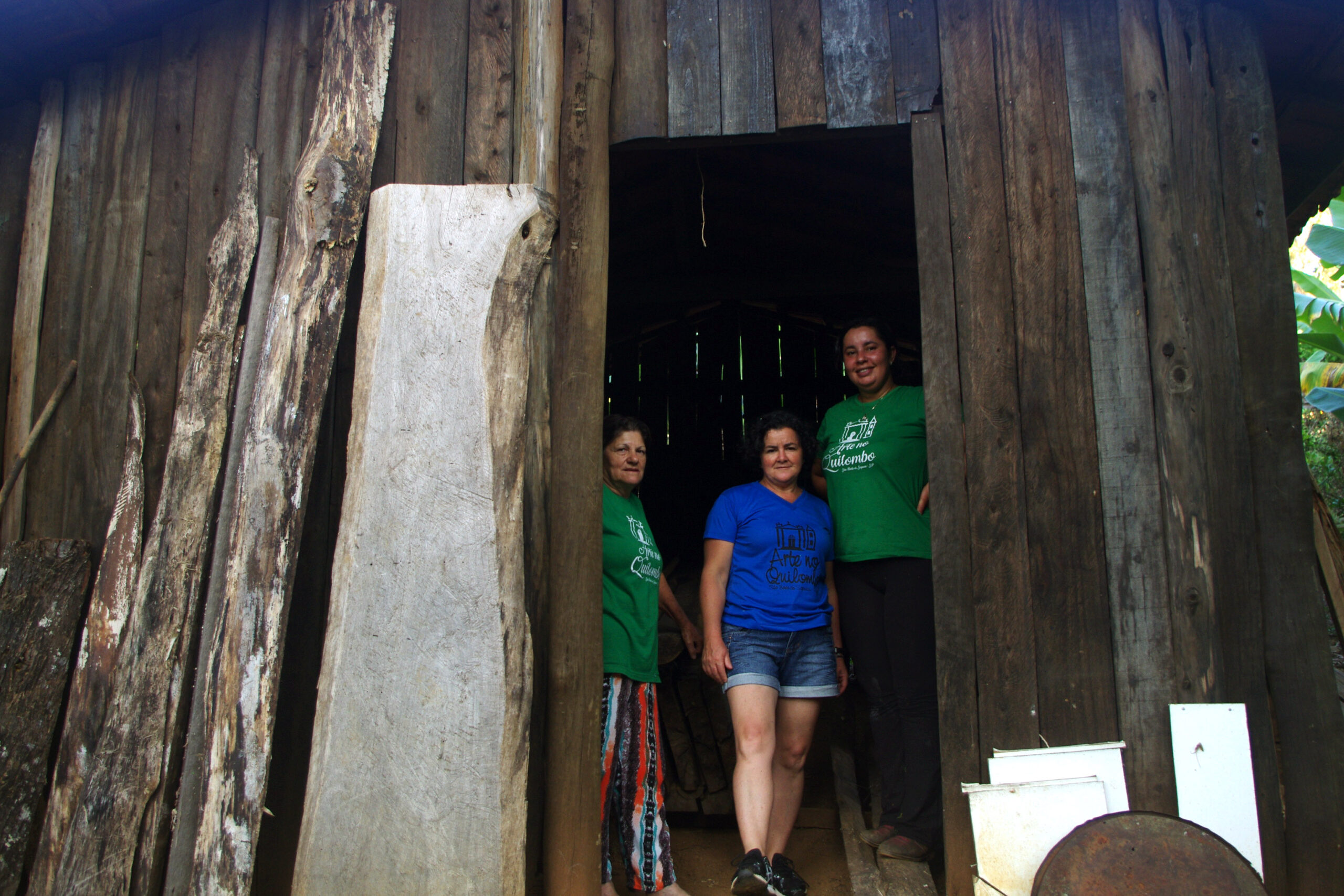 Arte no Quilombo – Associação dos Moradores e Artesãos do Bairro do Quilombo 