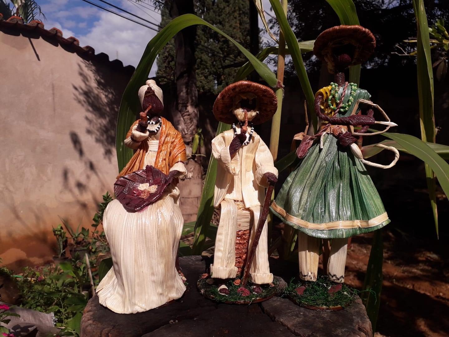 Associação de Mulheres Artesãs de Guapiara Arte e Vida